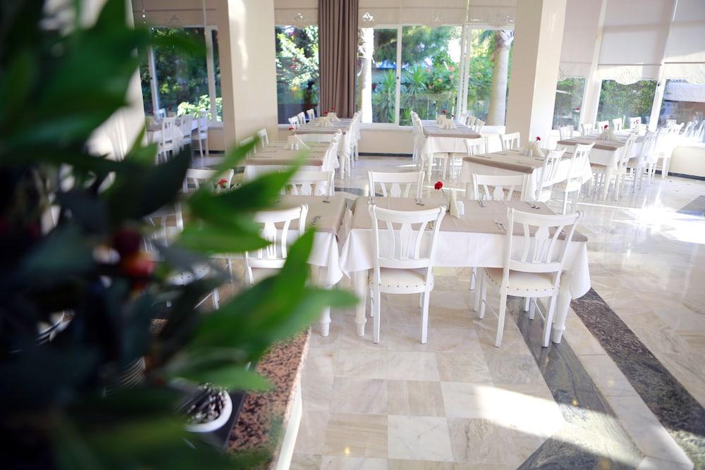 Incekum Su Hotel Avsallar Bagian luar foto